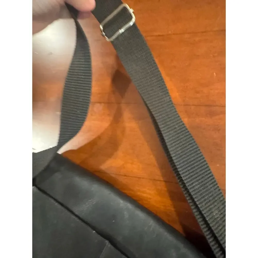 Leather black satchel unisex laptop work travel carry shoulder bag